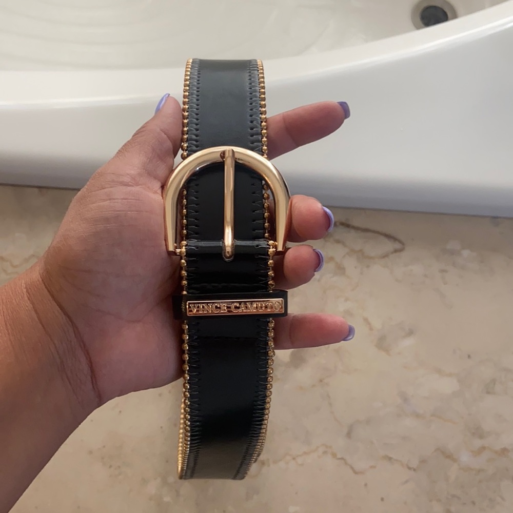 Black Vince Camuto belt worn once